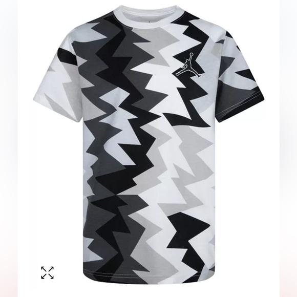 Jordan Other - NWT Jordan
Little boys Short Sleeve MJ Flight MVP AOP T-Shirt